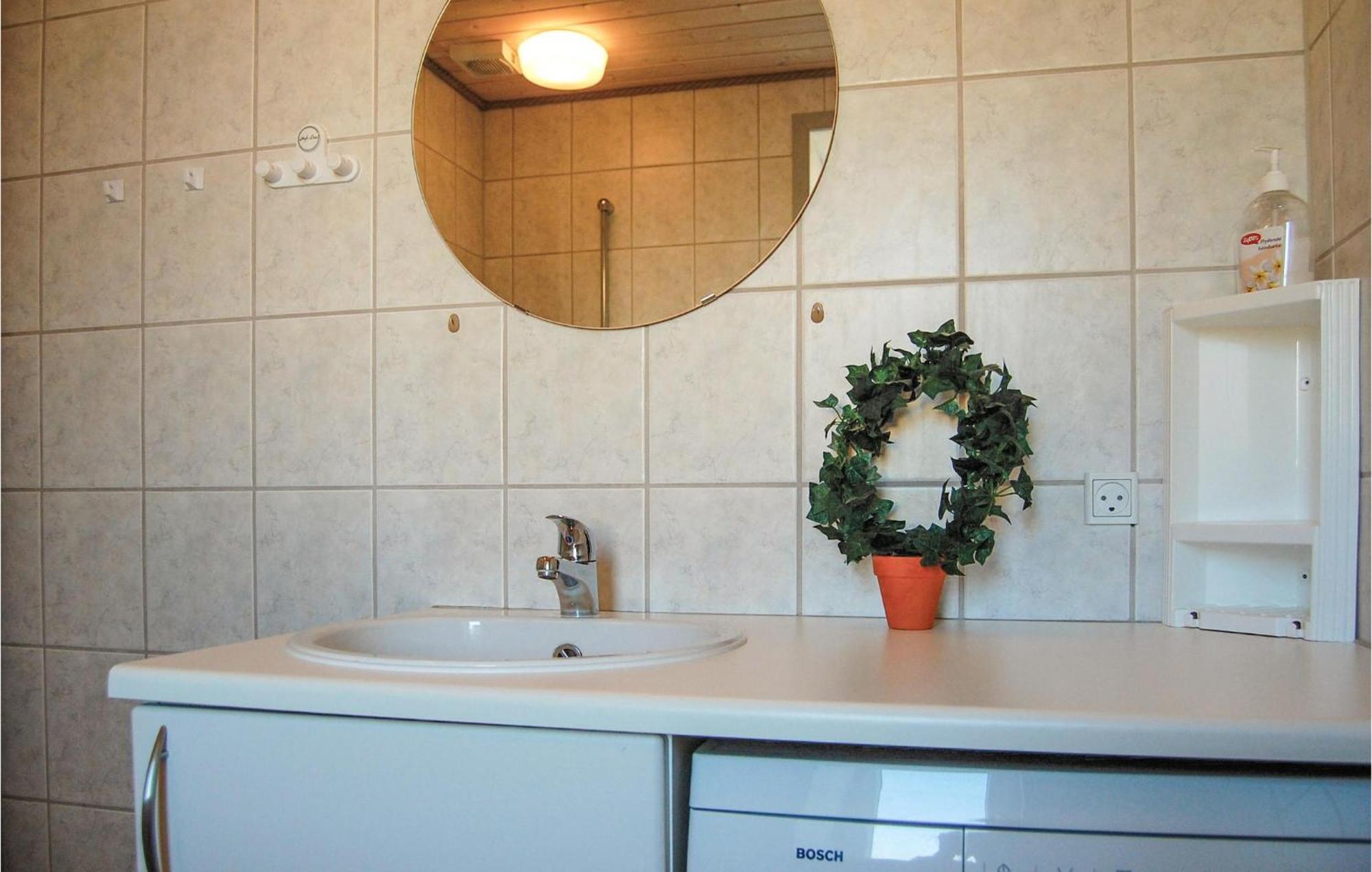 2 Bedroom Gorgeous Home In Hvide Sande Havrvig Ngoại thất bức ảnh